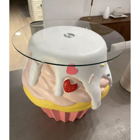Tik Tok Viral Cupcake Food Dessert Valentines Day Side Table New |SHIPS SAME DAY - Picture 2 of 4